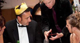 Table Magician Roger Lapin